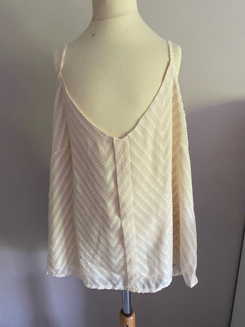 SHEIN top maat 40/42 L ecru elegant & luchtig