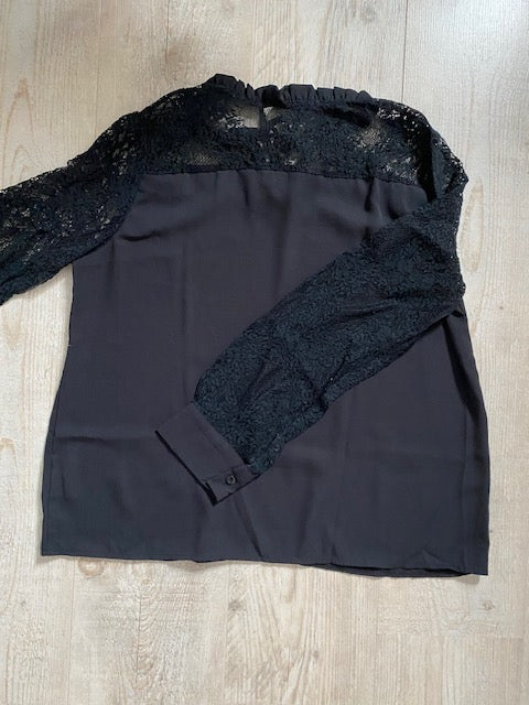 Zwarte longsleeve met kant maat XL
