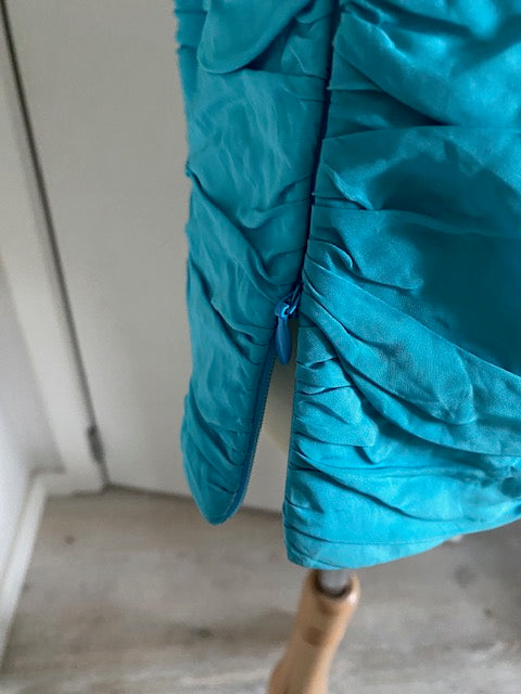 Suitekleding strapless top korset en rok met ruches maat 36 S