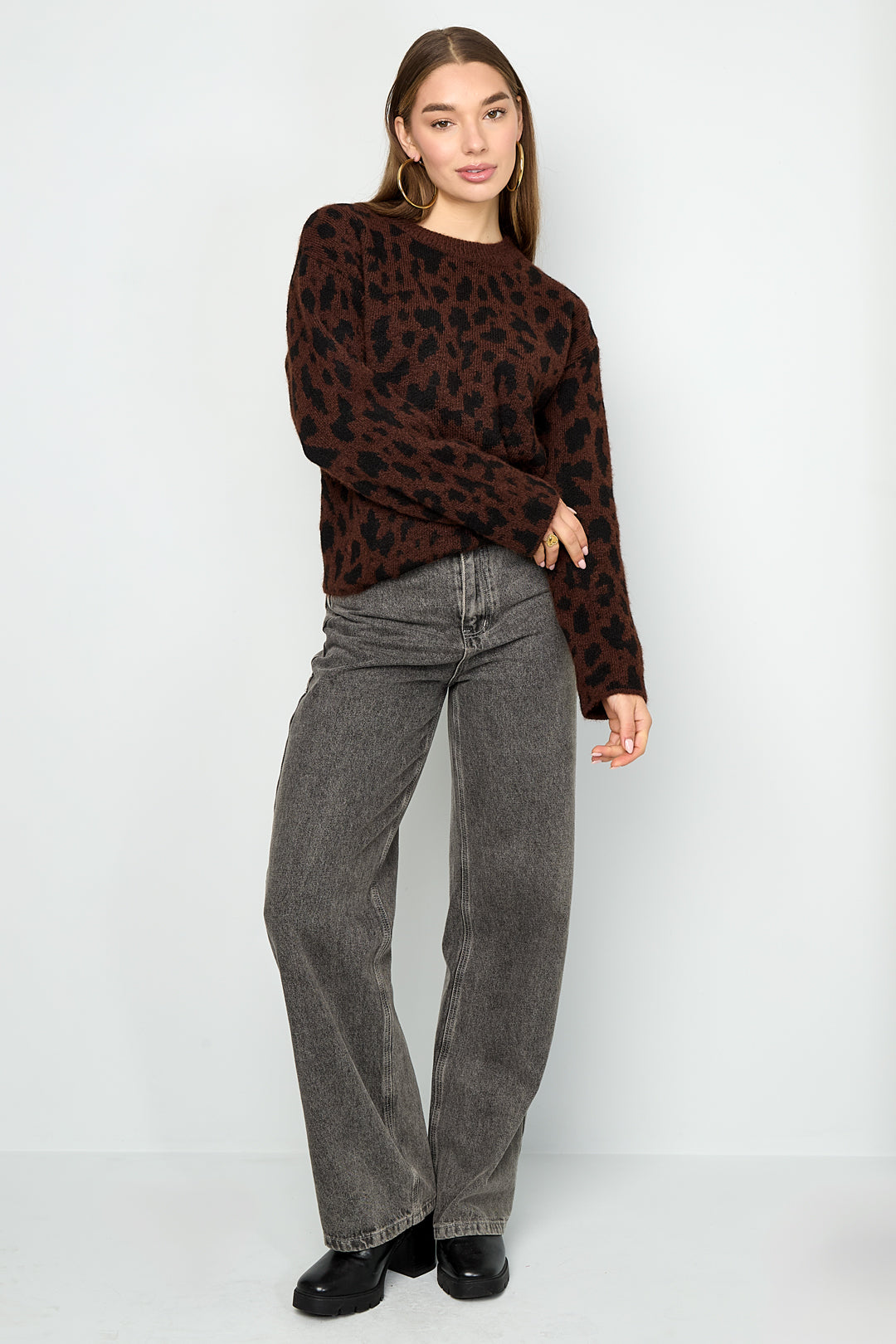 Stylish Leopard Print Knit Sweater for Fall/Winter